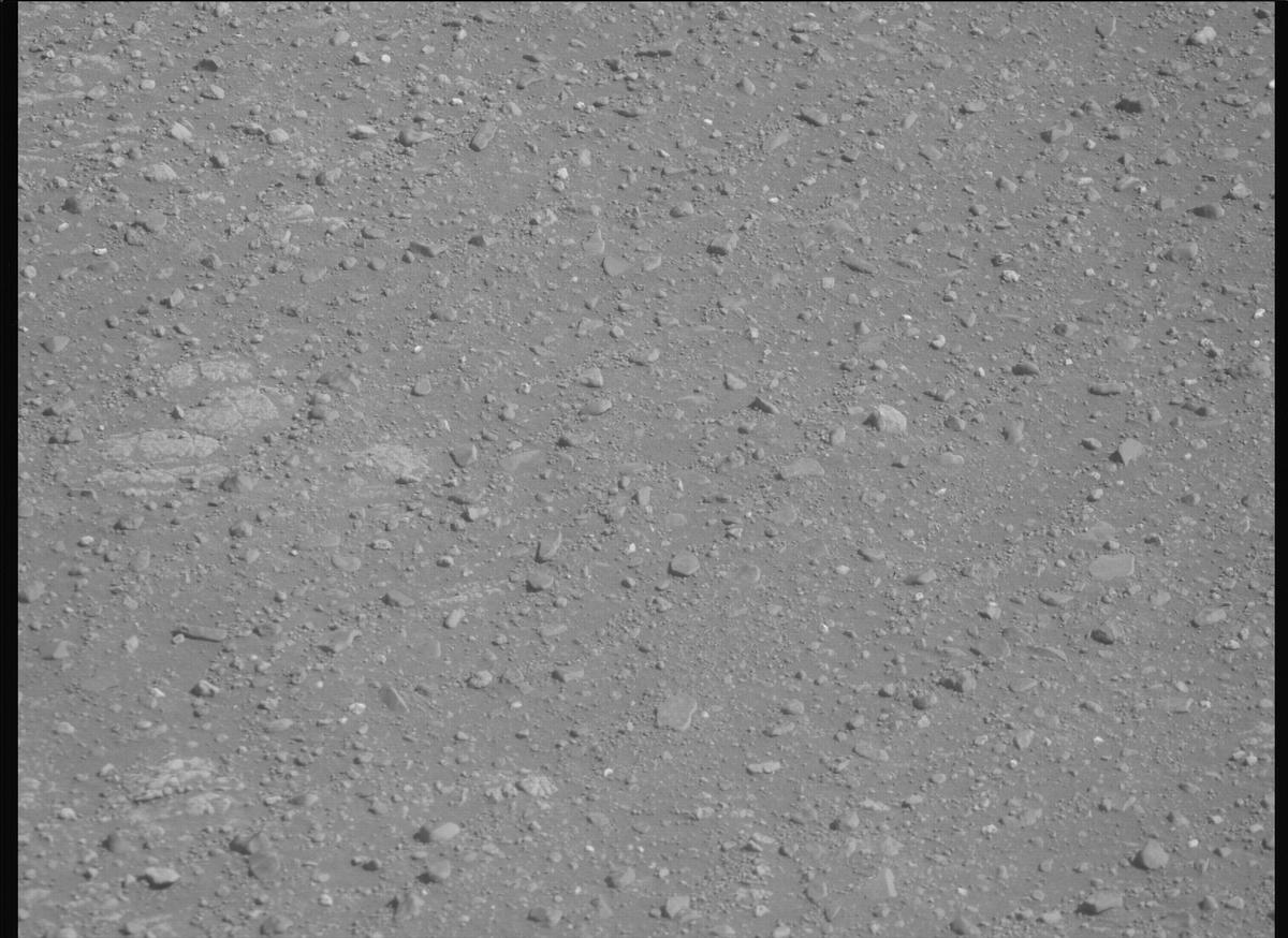 This image was taken by MCZ_RIGHT onboard NASA's Mars rover Perseverance on Sol 1717