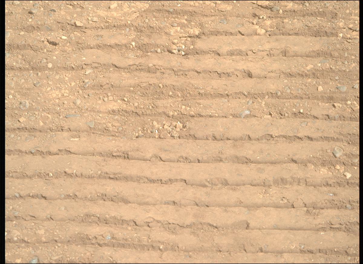 This image was taken by MCZ_RIGHT onboard NASA's Mars rover Perseverance on Sol 1717