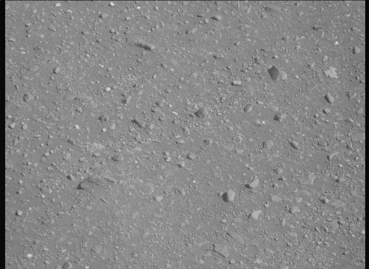 This image was taken by MCZ_RIGHT onboard NASA's Mars rover Perseverance on Sol 1717