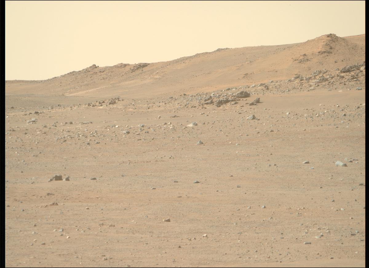 This image was taken by MCZ_RIGHT onboard NASA's Mars rover Perseverance on Sol 1717