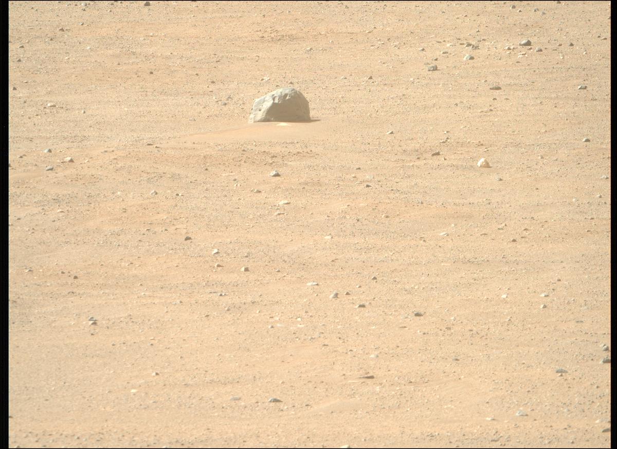 This image was taken by MCZ_RIGHT onboard NASA's Mars rover Perseverance on Sol 1717