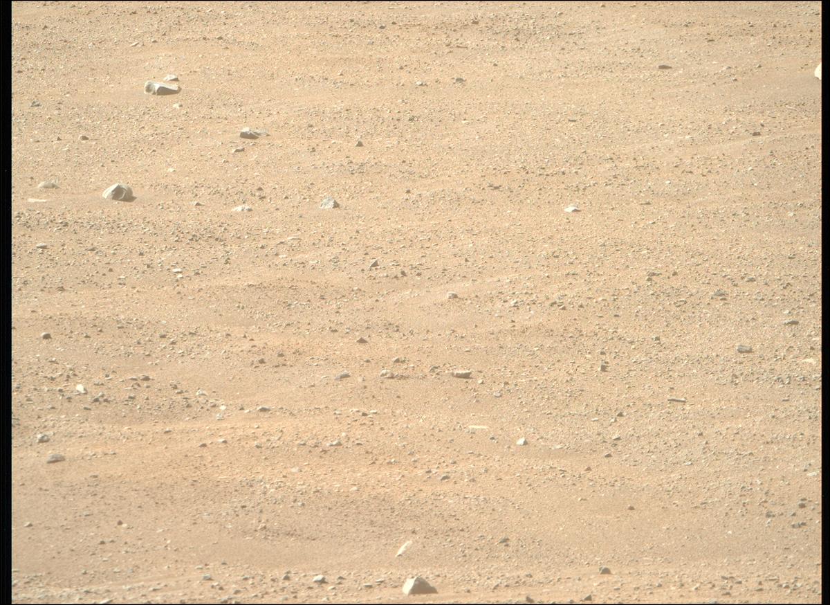 This image was taken by MCZ_RIGHT onboard NASA's Mars rover Perseverance on Sol 1717