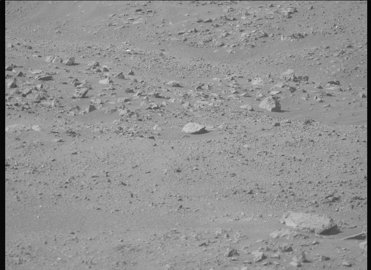 This image was taken by MCZ_RIGHT onboard NASA's Mars rover Perseverance on Sol 1717