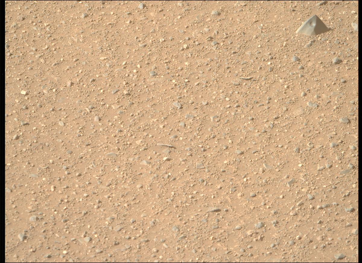 This image was taken by MCZ_RIGHT onboard NASA's Mars rover Perseverance on Sol 1717
