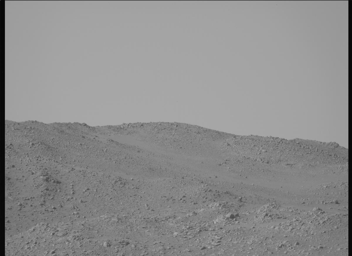 This image was taken by MCZ_RIGHT onboard NASA's Mars rover Perseverance on Sol 1717