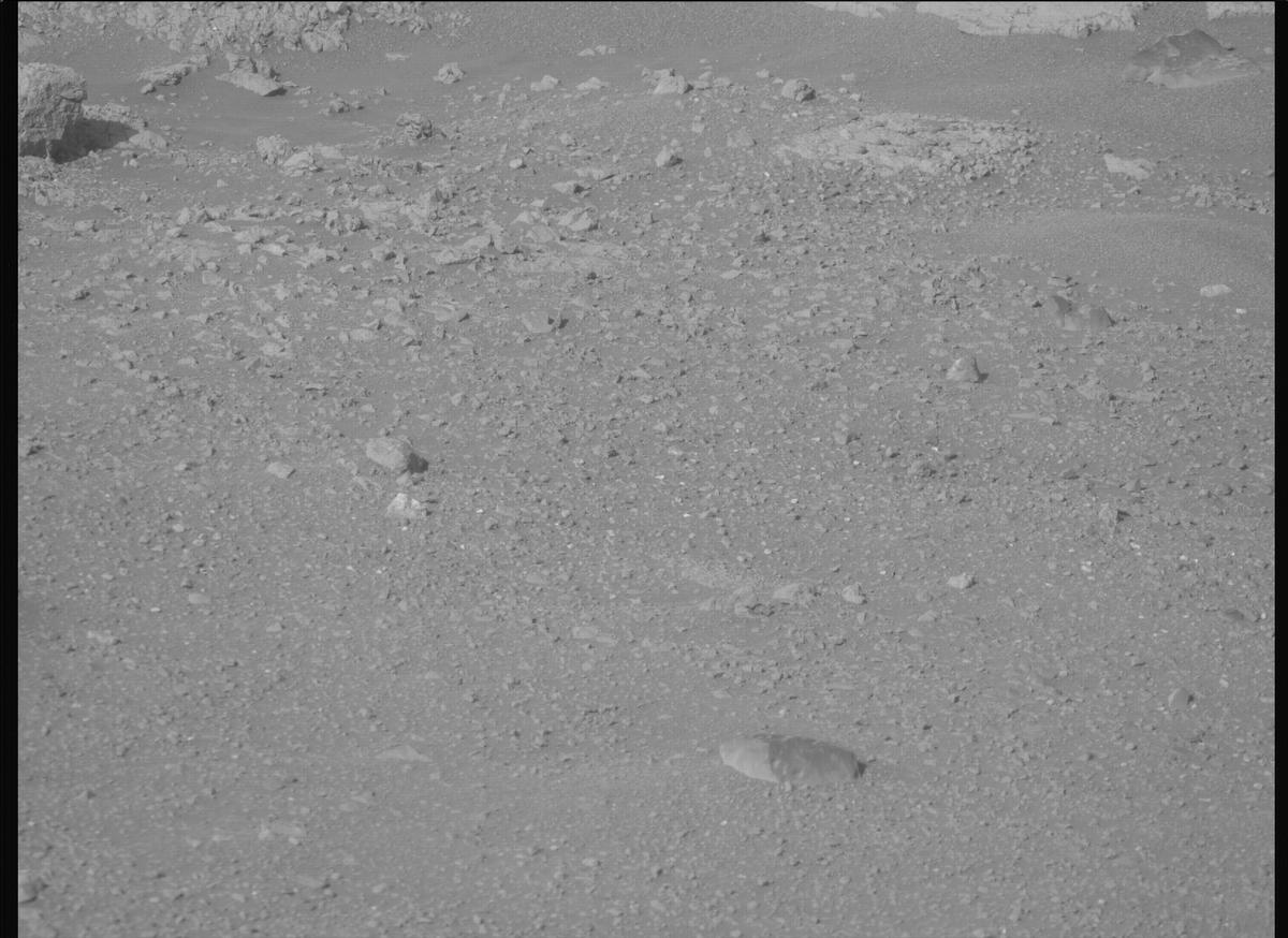 This image was taken by MCZ_RIGHT onboard NASA's Mars rover Perseverance on Sol 1717