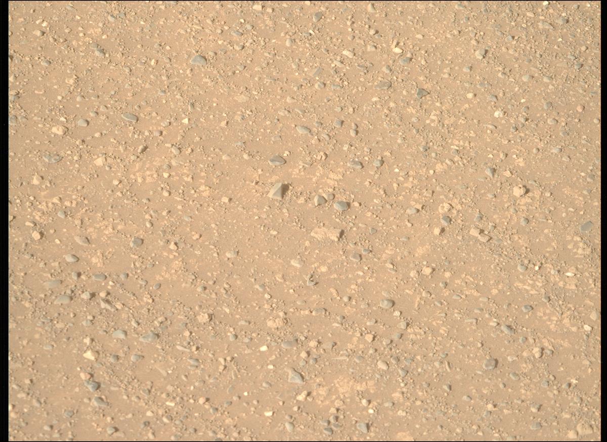 This image was taken by MCZ_RIGHT onboard NASA's Mars rover Perseverance on Sol 1717