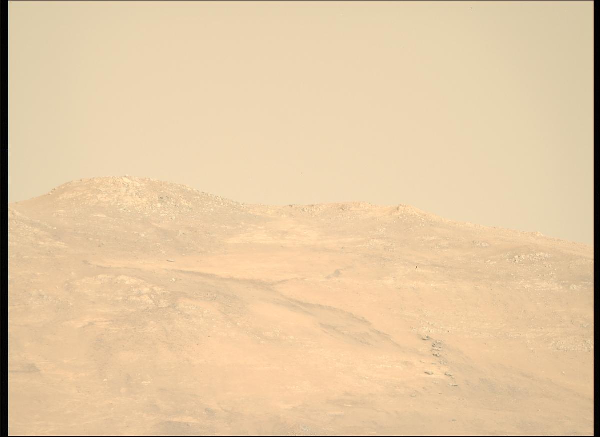 This image was taken by MCZ_RIGHT onboard NASA's Mars rover Perseverance on Sol 1717