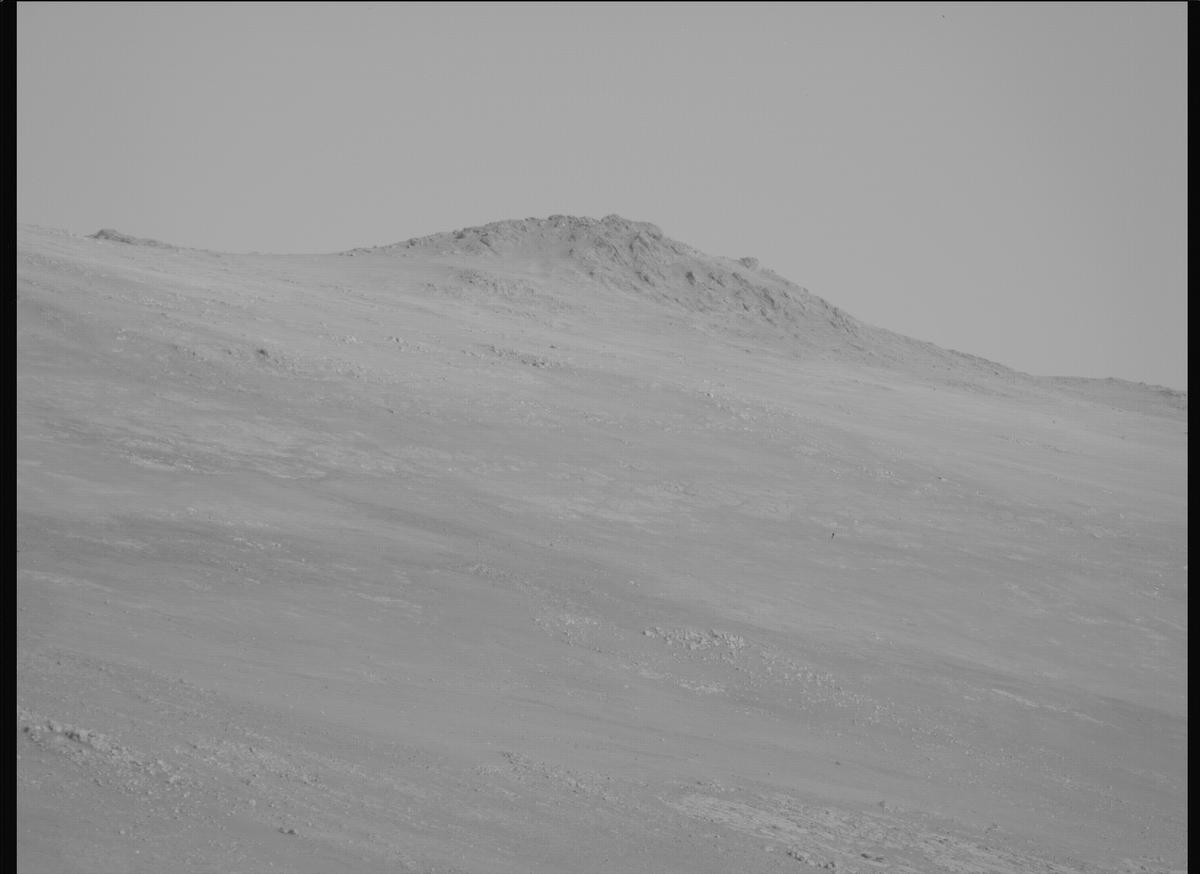 This image was taken by MCZ_RIGHT onboard NASA's Mars rover Perseverance on Sol 1717