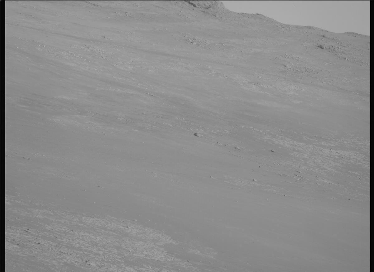 This image was taken by MCZ_RIGHT onboard NASA's Mars rover Perseverance on Sol 1717