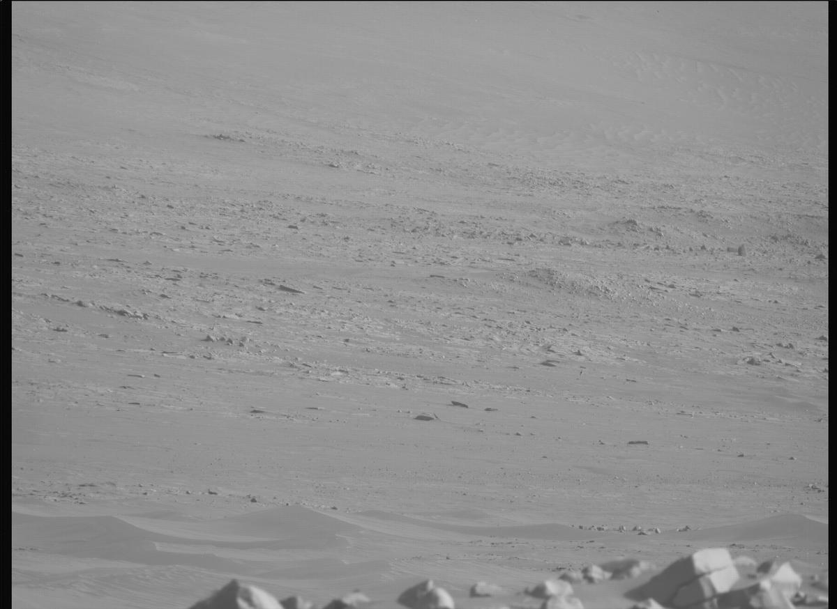 This image was taken by MCZ_RIGHT onboard NASA's Mars rover Perseverance on Sol 1717