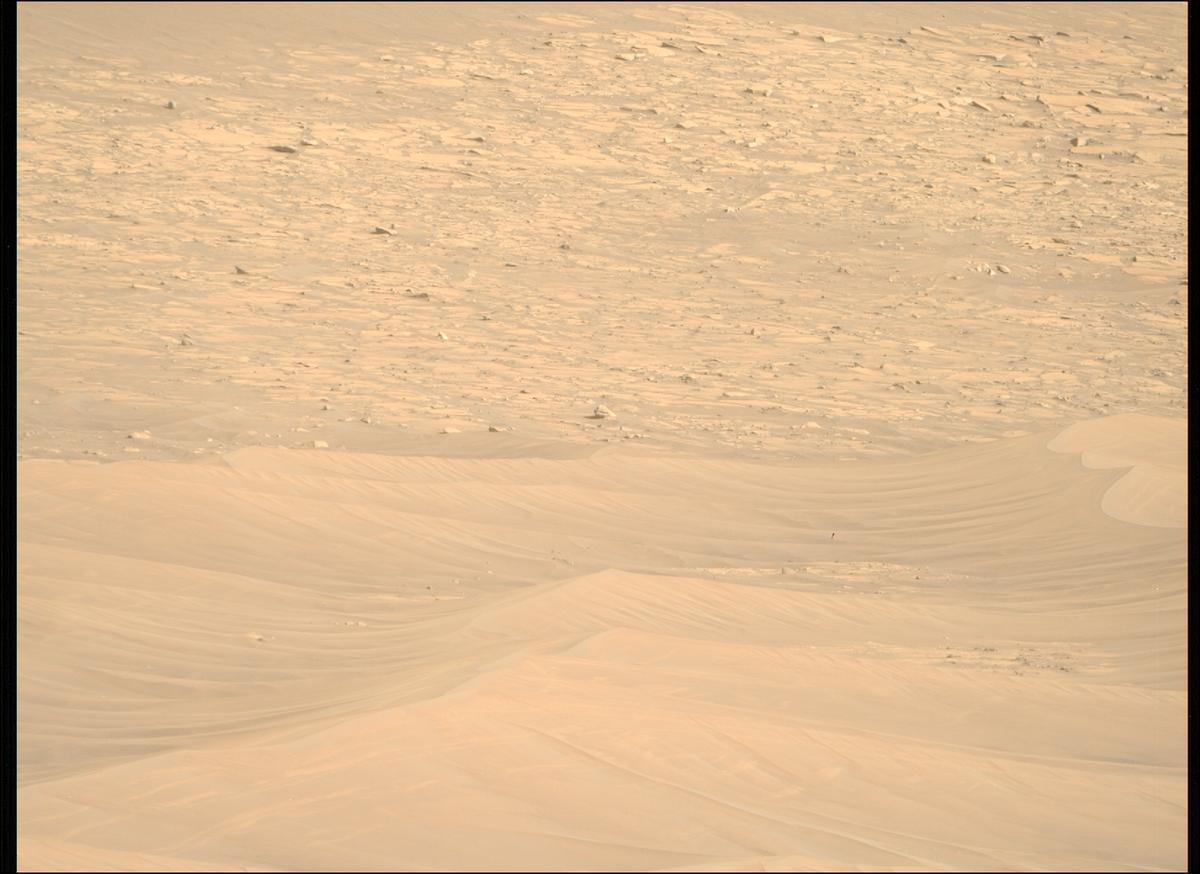 This image was taken by MCZ_RIGHT onboard NASA's Mars rover Perseverance on Sol 1717