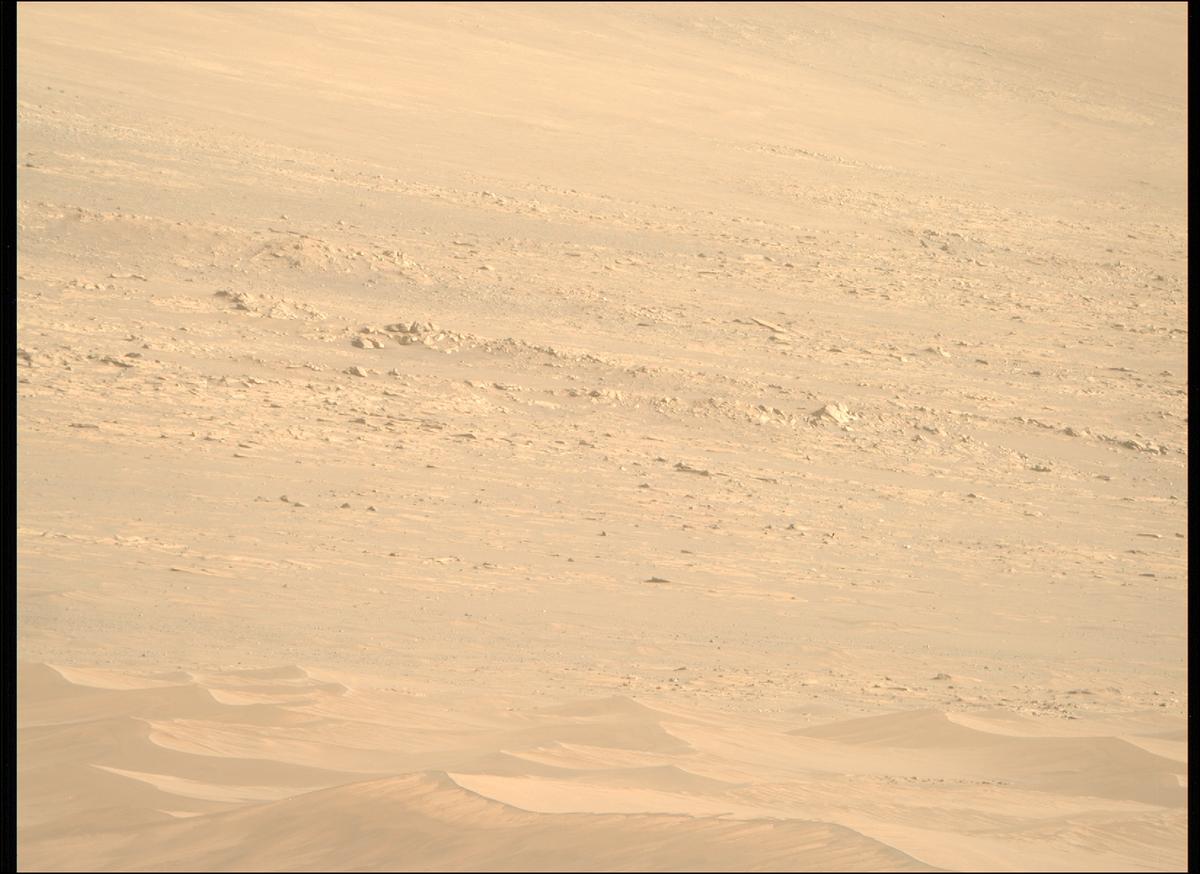 This image was taken by MCZ_RIGHT onboard NASA's Mars rover Perseverance on Sol 1717