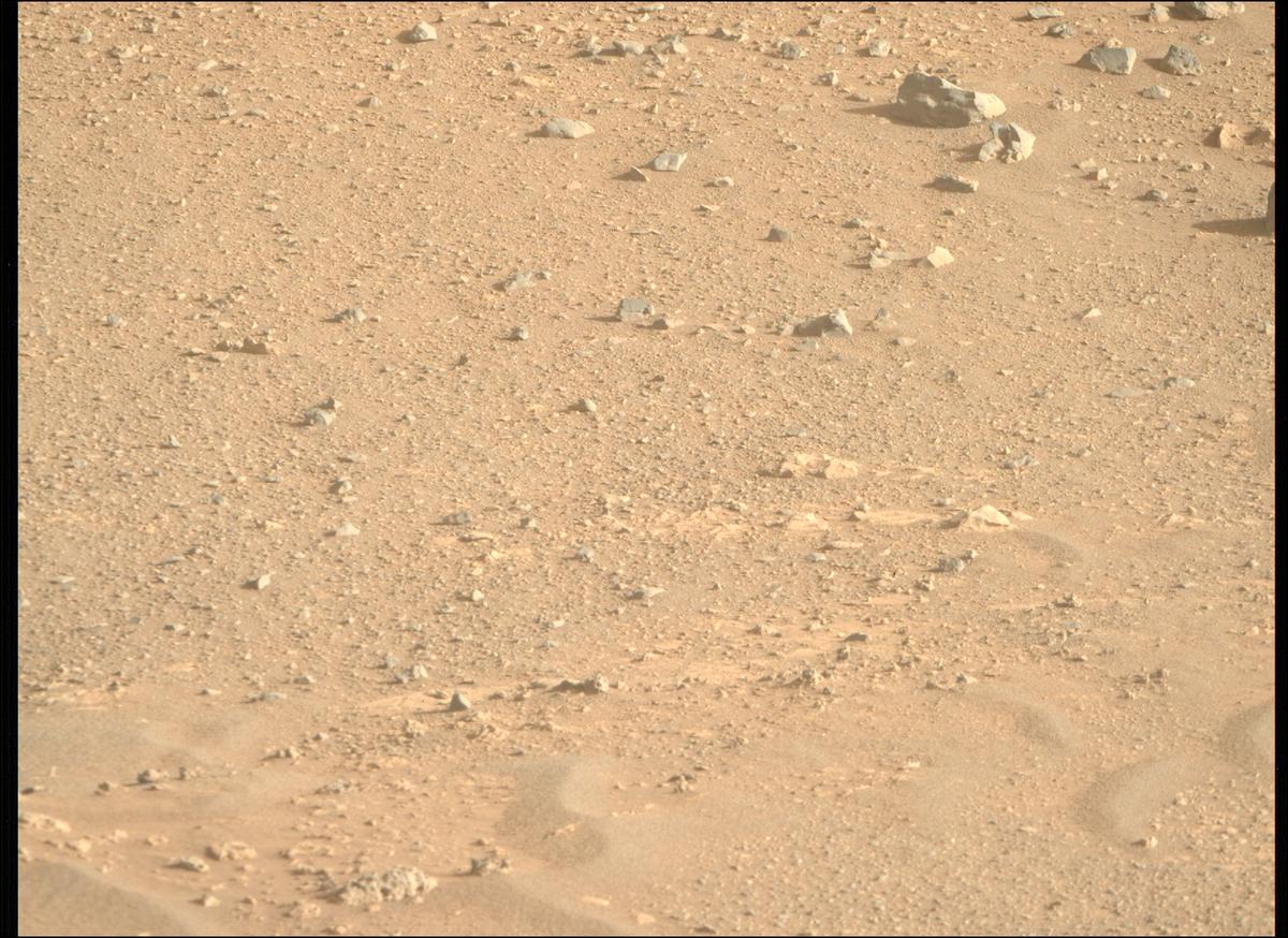 This image was taken by MCZ_RIGHT onboard NASA's Mars rover Perseverance on Sol 1717
