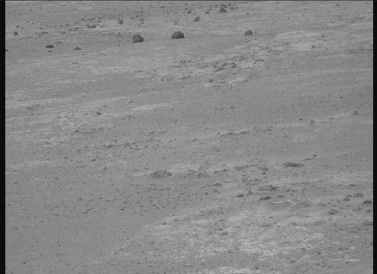 This image was taken by MCZ_RIGHT onboard NASA's Mars rover Perseverance on Sol 1758