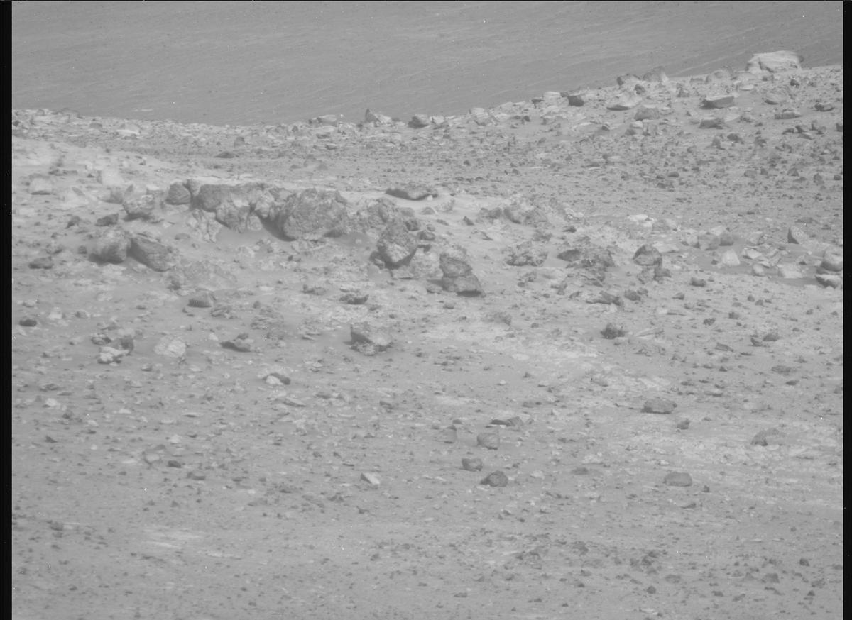 This image was taken by MCZ_RIGHT onboard NASA's Mars rover Perseverance on Sol 1758