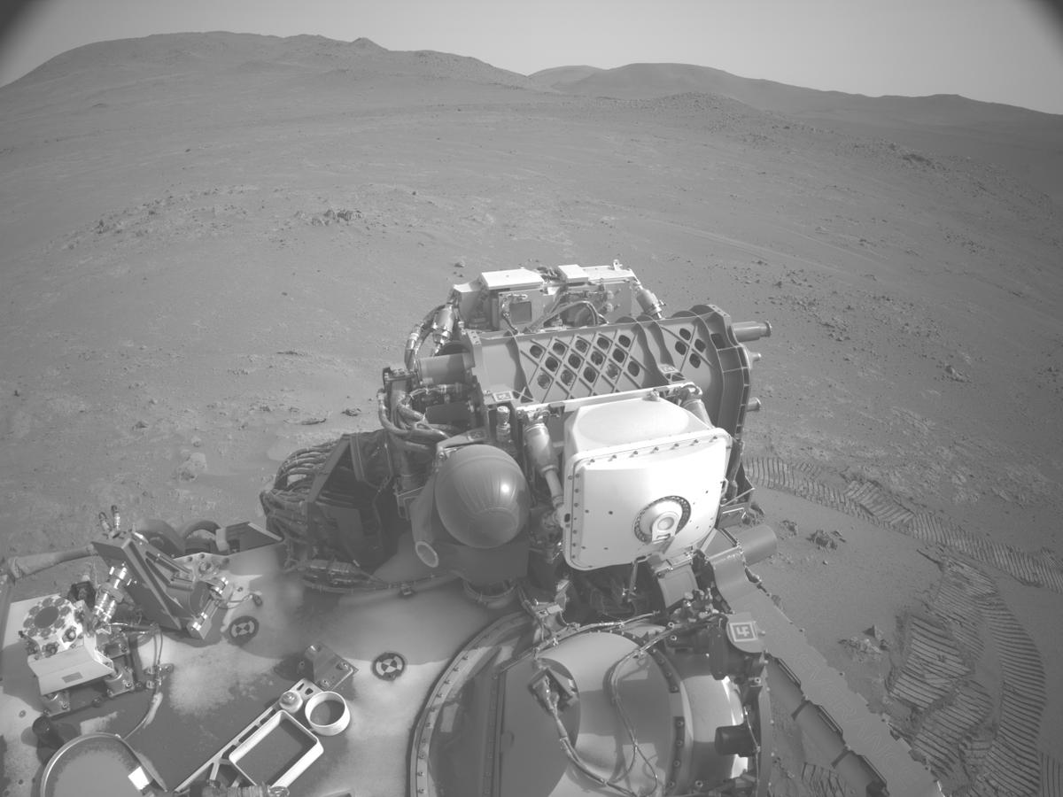 This image was taken by NAVCAM_LEFT onboard NASA's Mars rover Perseverance on Sol 1760