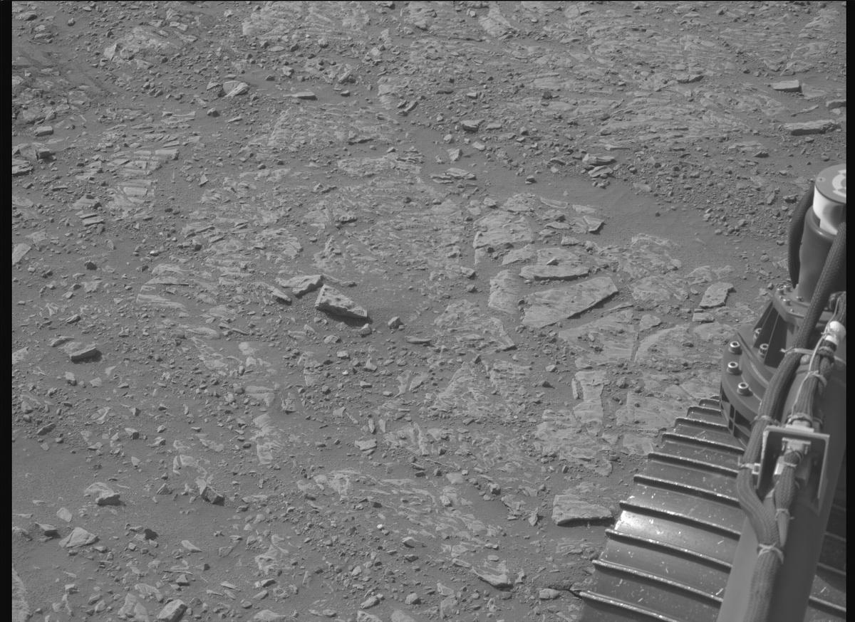 This image was taken by MCZ_RIGHT onboard NASA's Mars rover Perseverance on Sol 1775