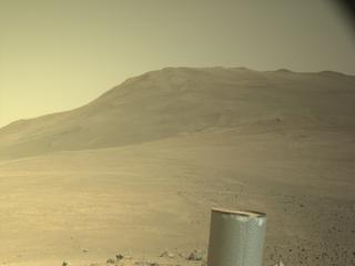 View image taken on Mars, Mars Perseverance Sol 1781: Right Navigation Camera (Navcam)