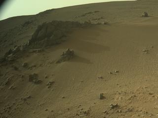 View image taken on Mars, Mars Perseverance Sol 1783: Right Navigation Camera (Navcam)