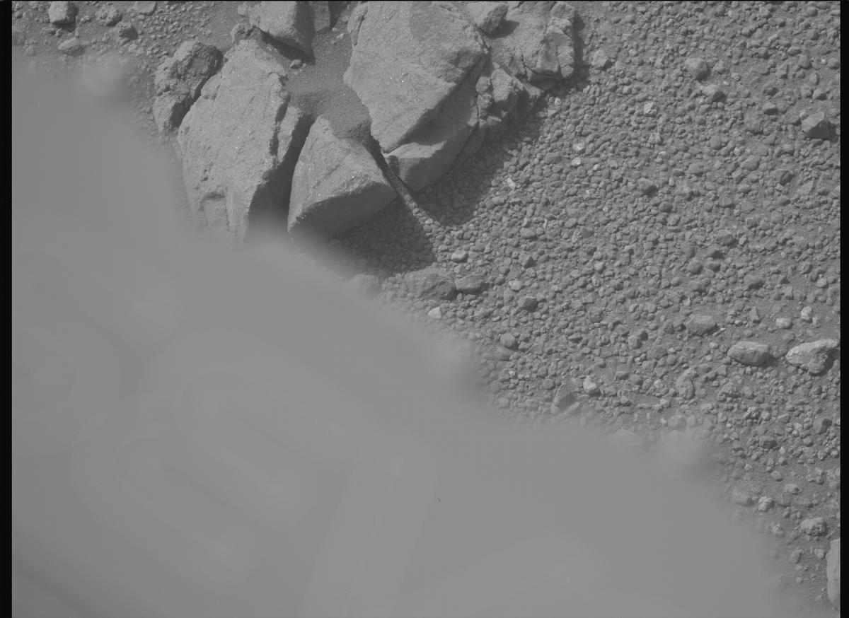 This image was taken by MCZ_LEFT onboard NASA's Mars rover Perseverance on Sol 1785