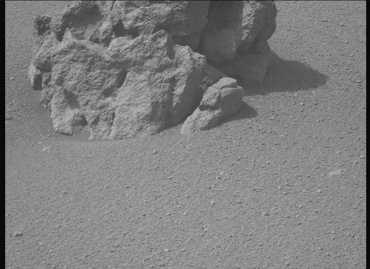 This image was taken by MCZ_LEFT onboard NASA's Mars rover Perseverance on Sol 1787