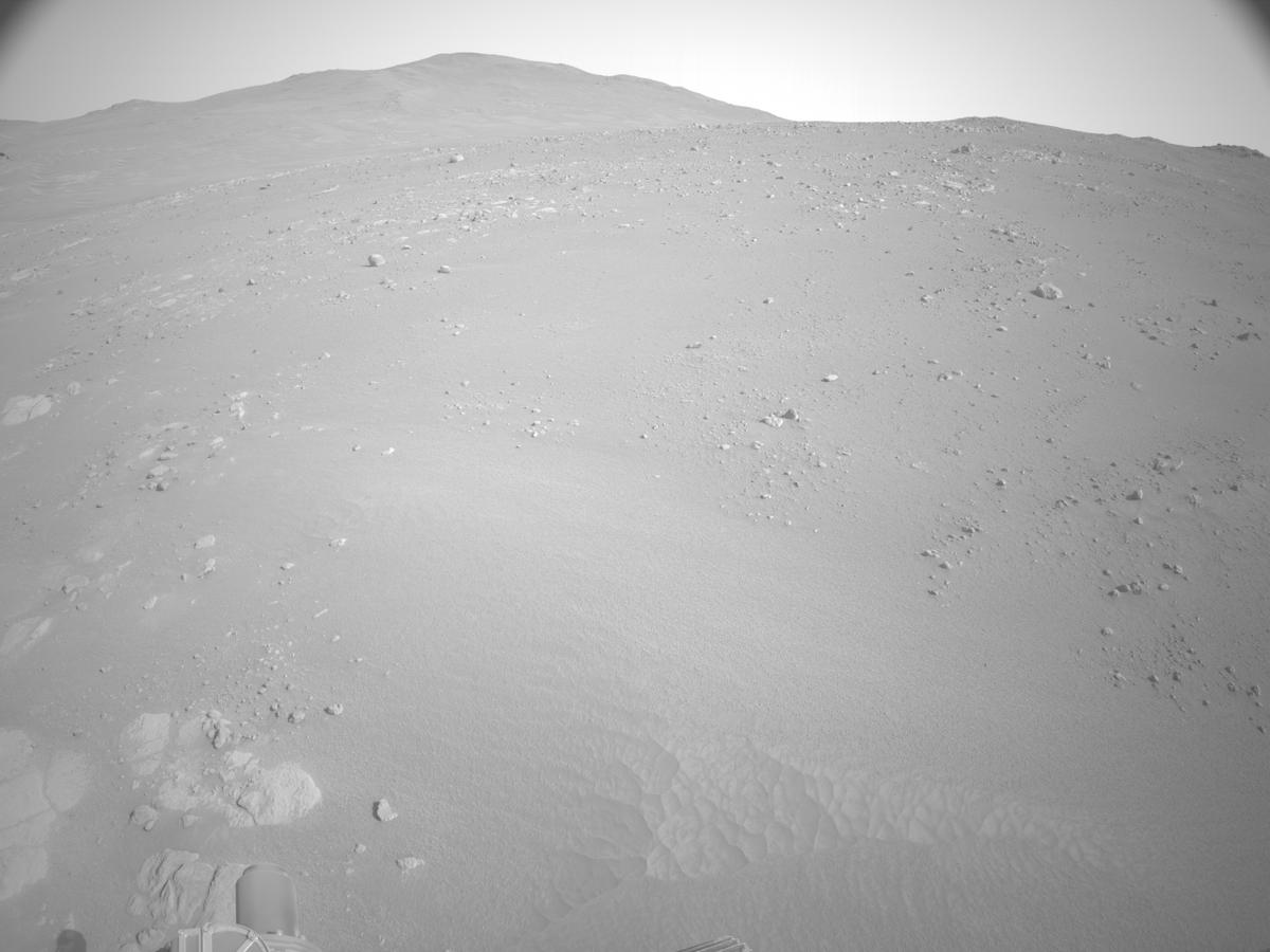 This image was taken by NAVCAM_RIGHT onboard NASA's Mars rover Perseverance on Sol 1818