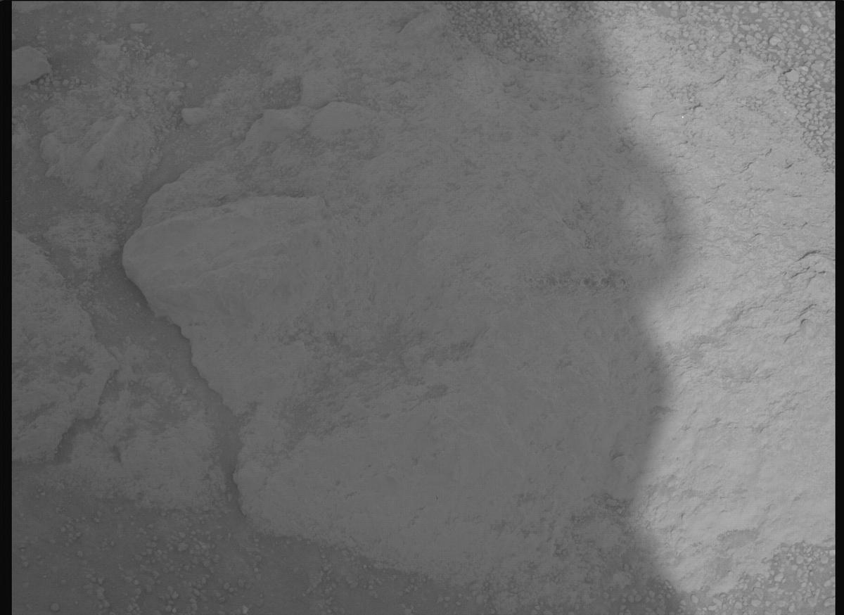 This image was taken by MCZ_LEFT onboard NASA's Mars rover Perseverance on Sol 1819