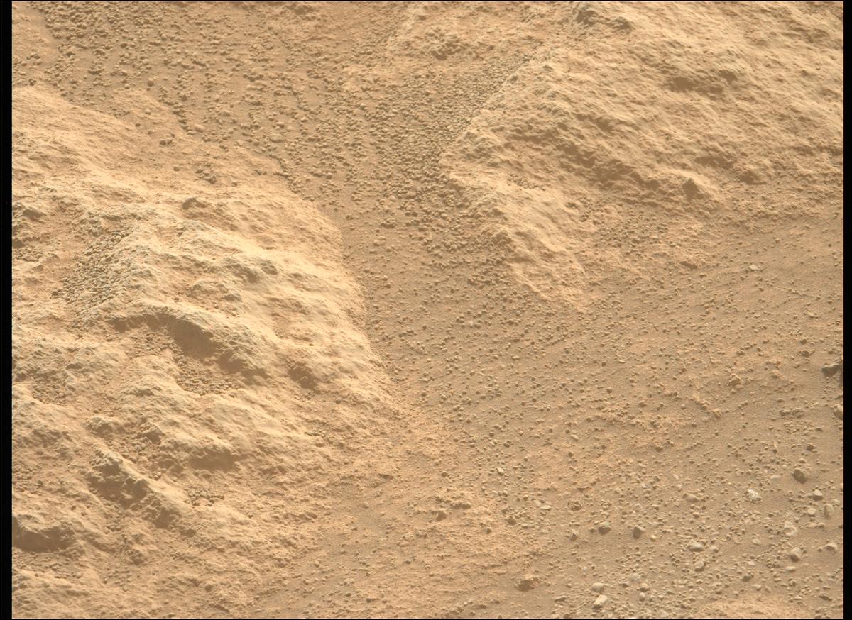 This image was taken by MCZ_LEFT onboard NASA's Mars rover Perseverance on Sol 1821