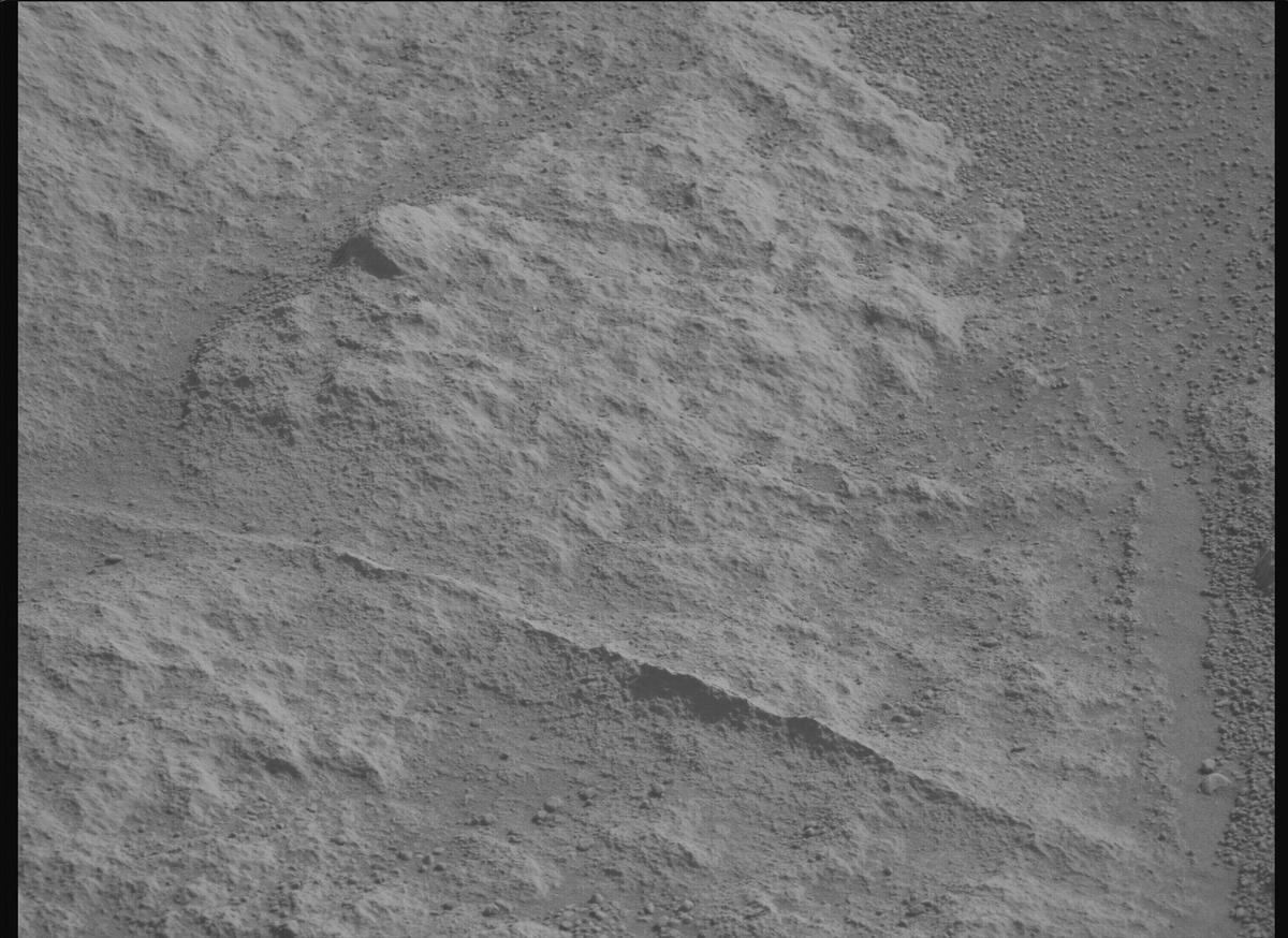 This image was taken by MCZ_LEFT onboard NASA's Mars rover Perseverance on Sol 1824