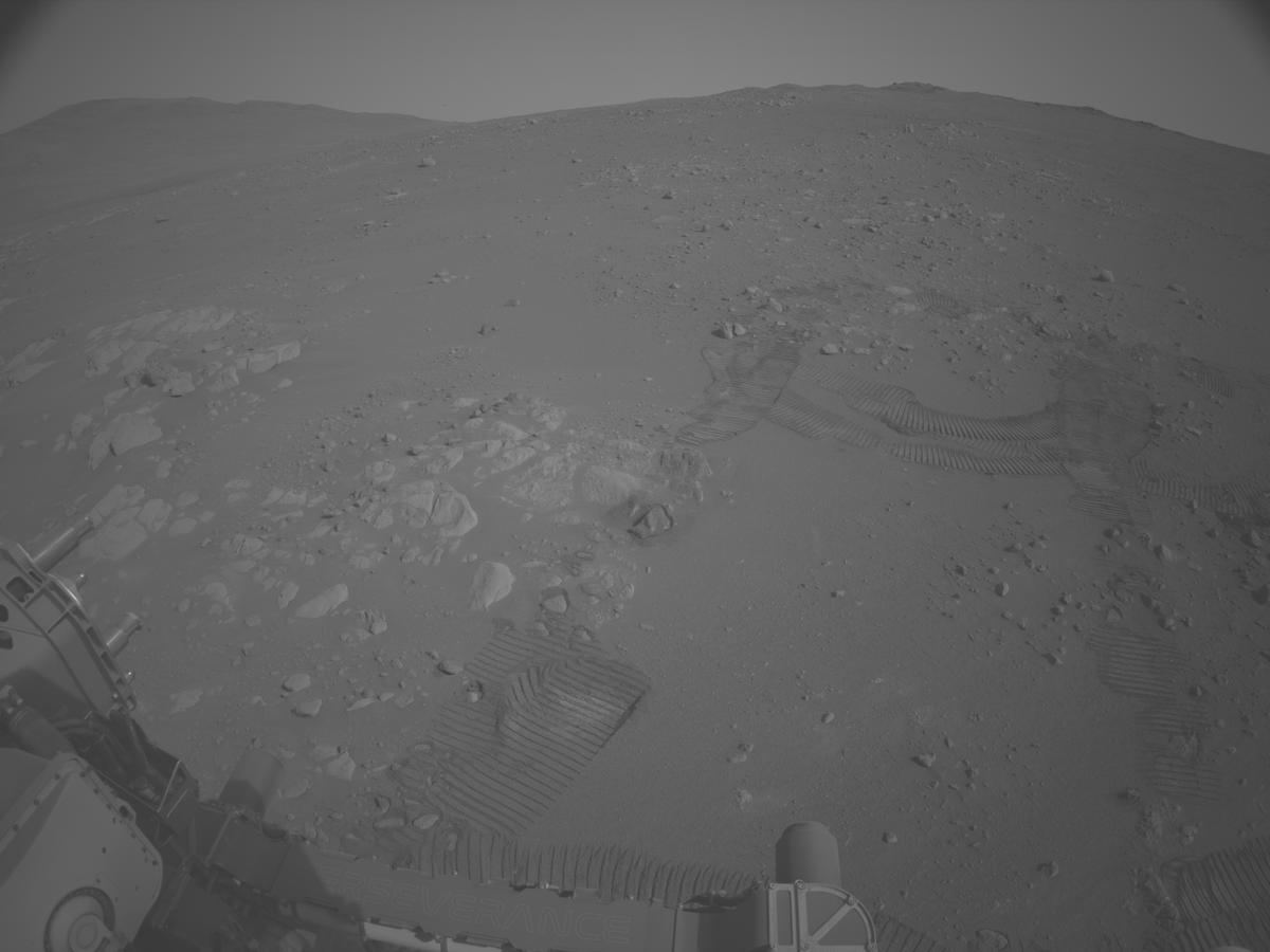 This image was taken by NAVCAM_LEFT onboard NASA's Mars rover Perseverance on Sol 1825