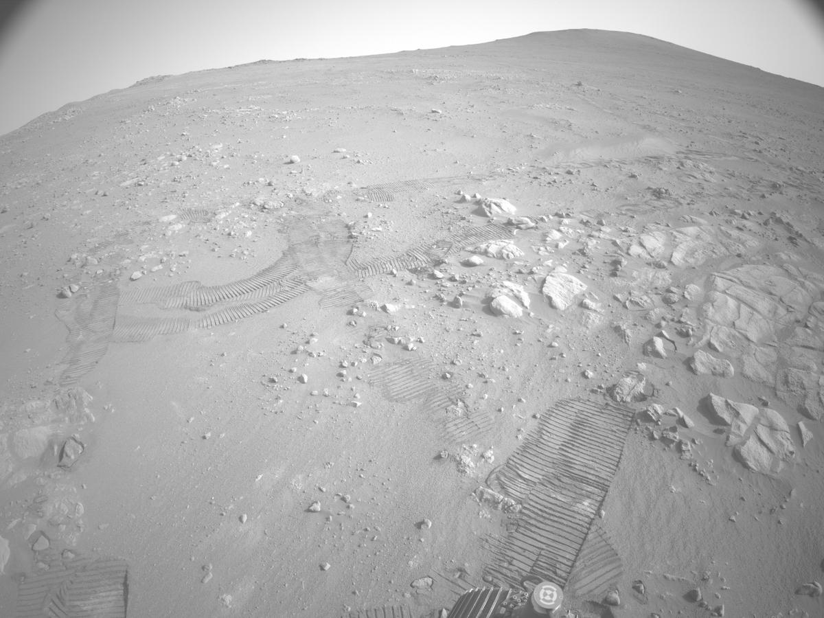 This image was taken by NAVCAM_LEFT onboard NASA's Mars rover Perseverance on Sol 1829