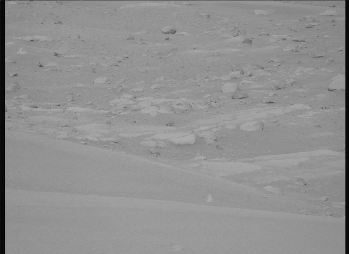 This image was taken by MCZ_LEFT onboard NASA's Mars rover Perseverance on Sol 1837