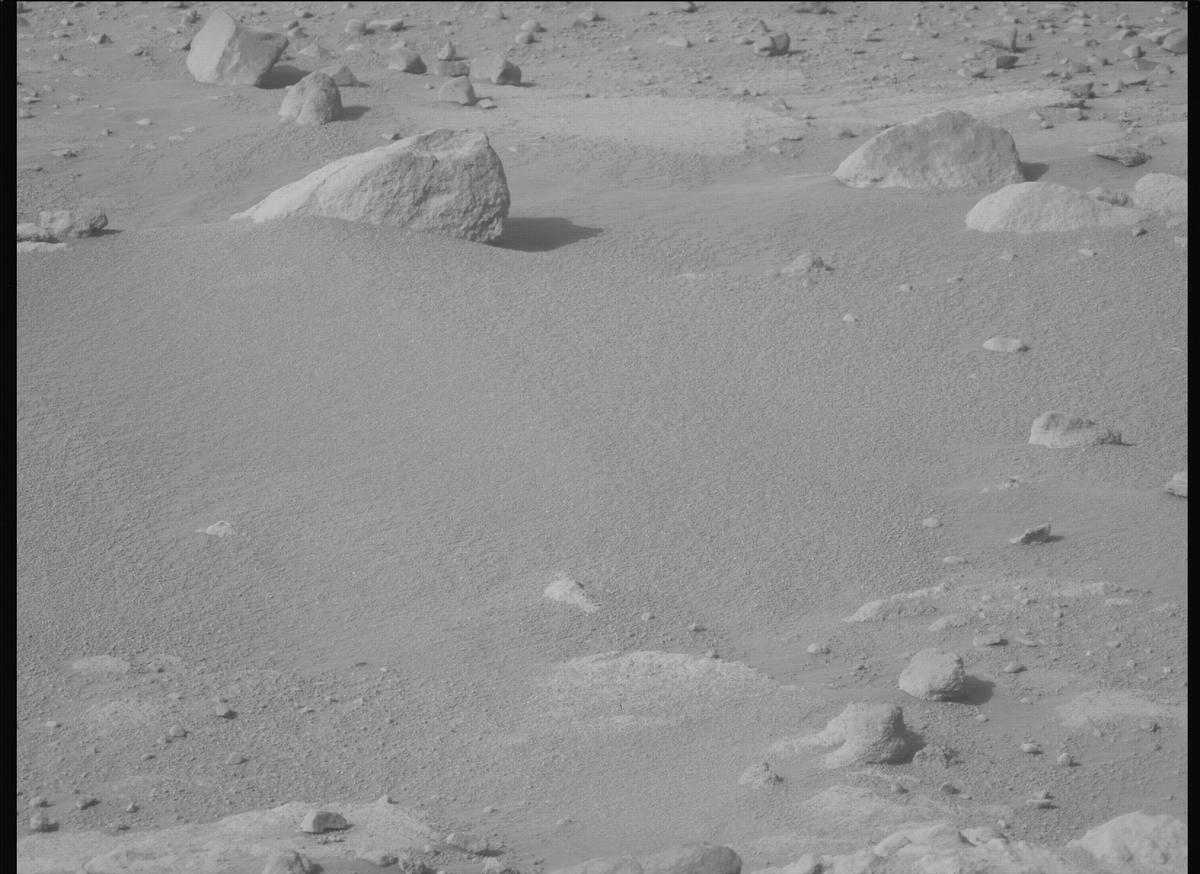 This image was taken by MCZ_LEFT onboard NASA's Mars rover Perseverance on Sol 1837