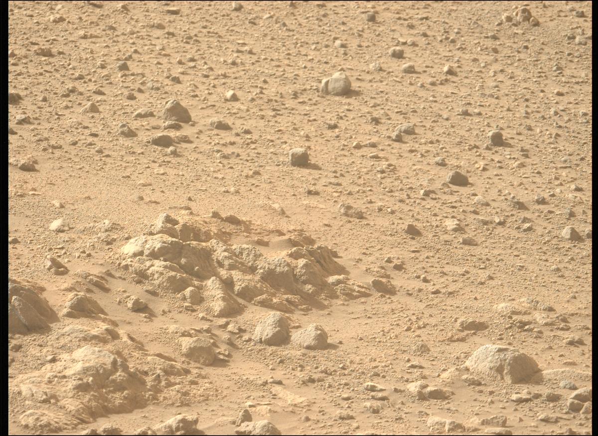 This image was taken by MCZ_LEFT onboard NASA's Mars rover Perseverance on Sol 1844