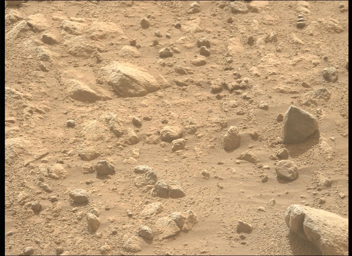 This image was taken by MCZ_LEFT onboard NASA's Mars rover Perseverance on Sol 1844