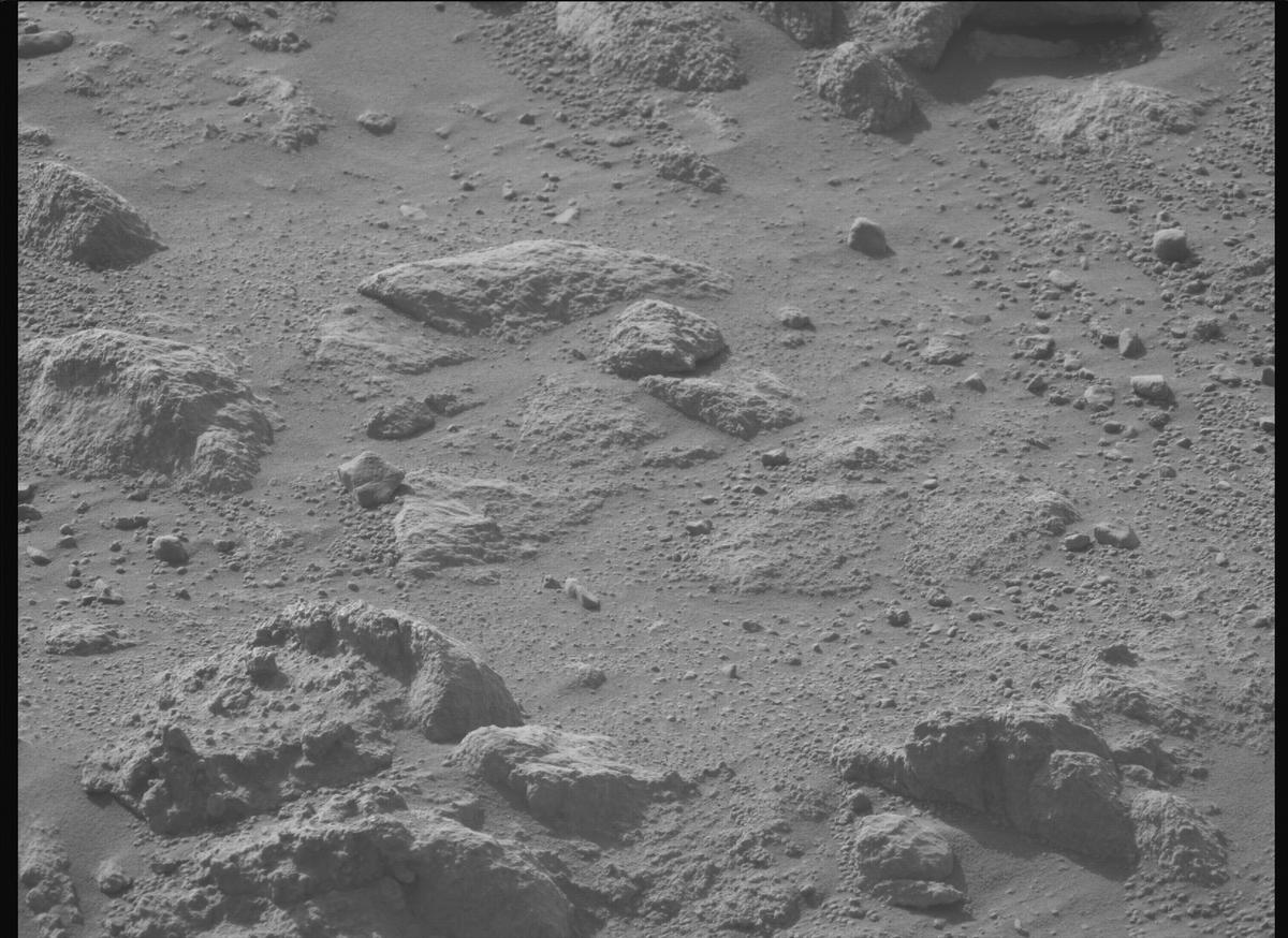 This image was taken by MCZ_LEFT onboard NASA's Mars rover Perseverance on Sol 1844