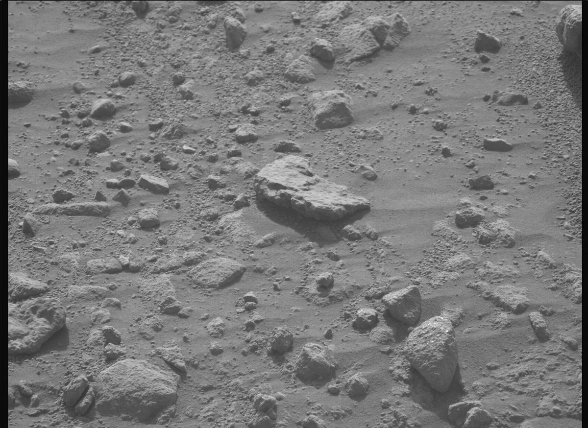 This image was taken by MCZ_LEFT onboard NASA's Mars rover Perseverance on Sol 1844