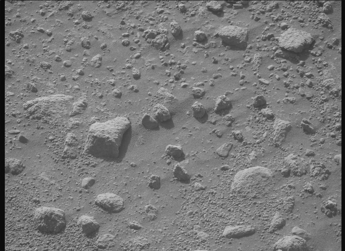 This image was taken by MCZ_RIGHT onboard NASA's Mars rover Perseverance on Sol 1844