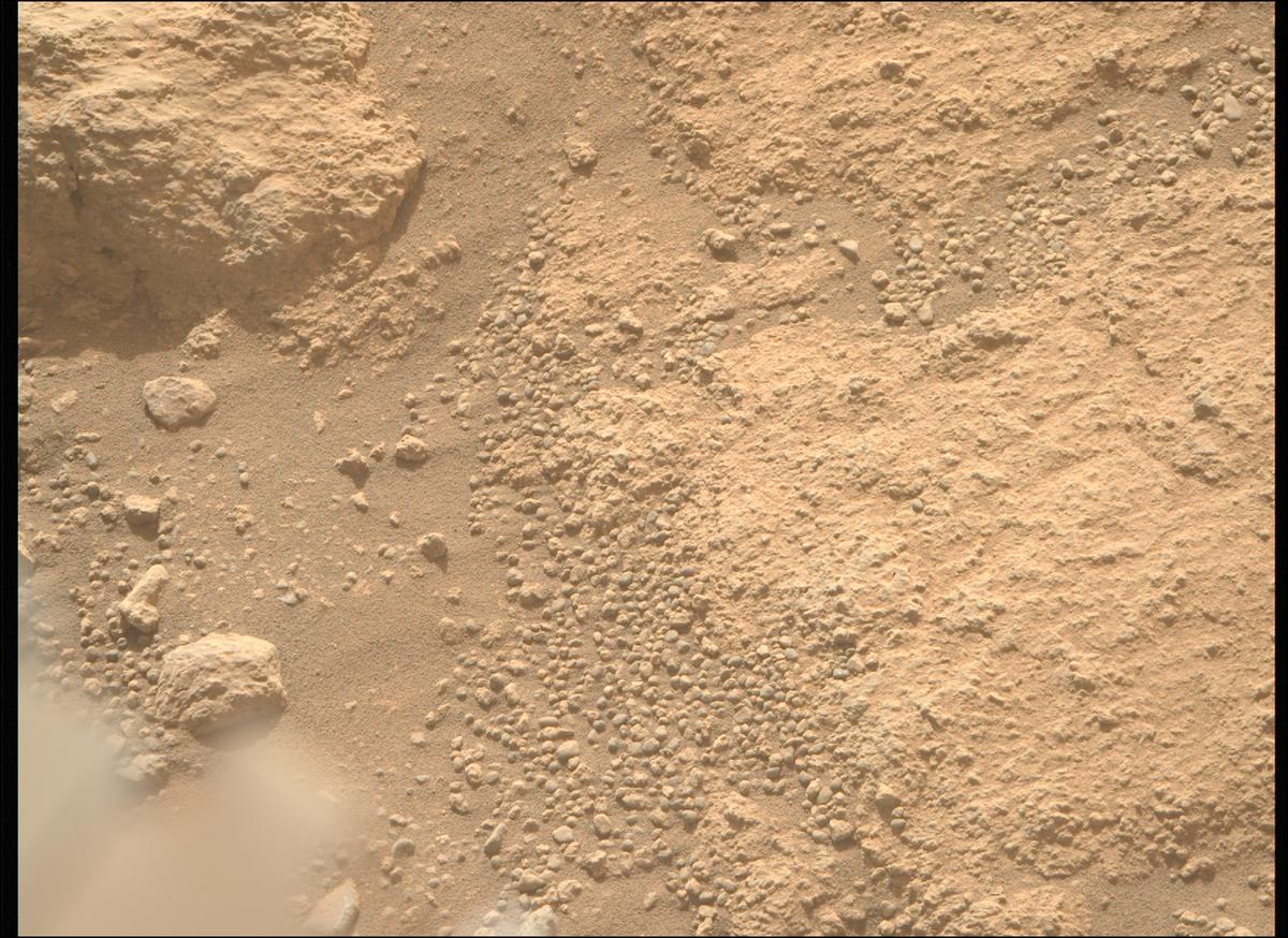 This image was taken by MCZ_RIGHT onboard NASA's Mars rover Perseverance on Sol 1844