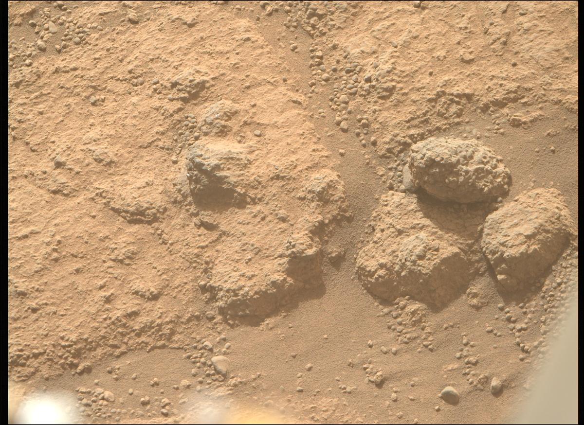 This image was taken by MCZ_RIGHT onboard NASA's Mars rover Perseverance on Sol 1844