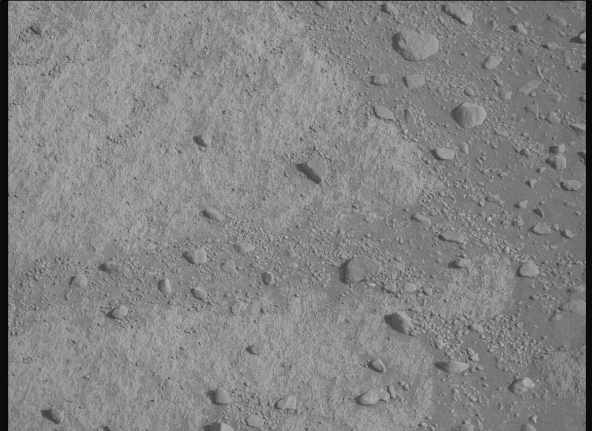 This image was taken by MCZ_RIGHT onboard NASA's Mars rover Perseverance on Sol 1854