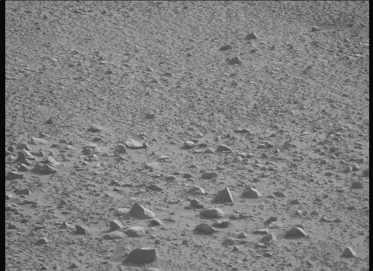 This image was taken by MCZ_LEFT onboard NASA's Mars rover Perseverance on Sol 1865