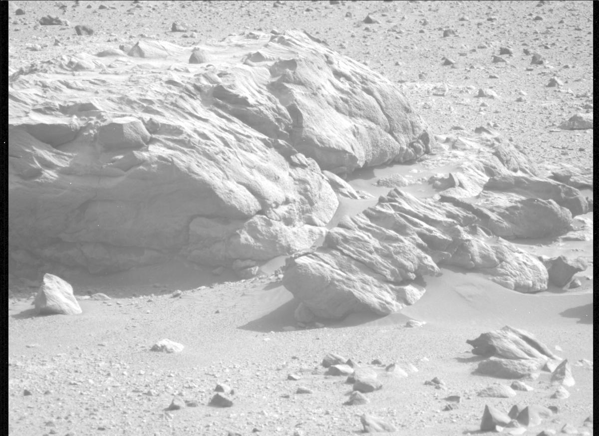 This image was taken by MCZ_LEFT onboard NASA's Mars rover Perseverance on Sol 1871