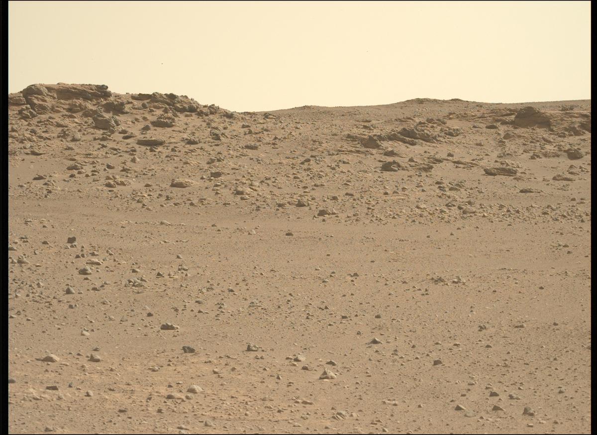 This image was taken by MCZ_LEFT onboard NASA's Mars rover Perseverance on Sol 1879