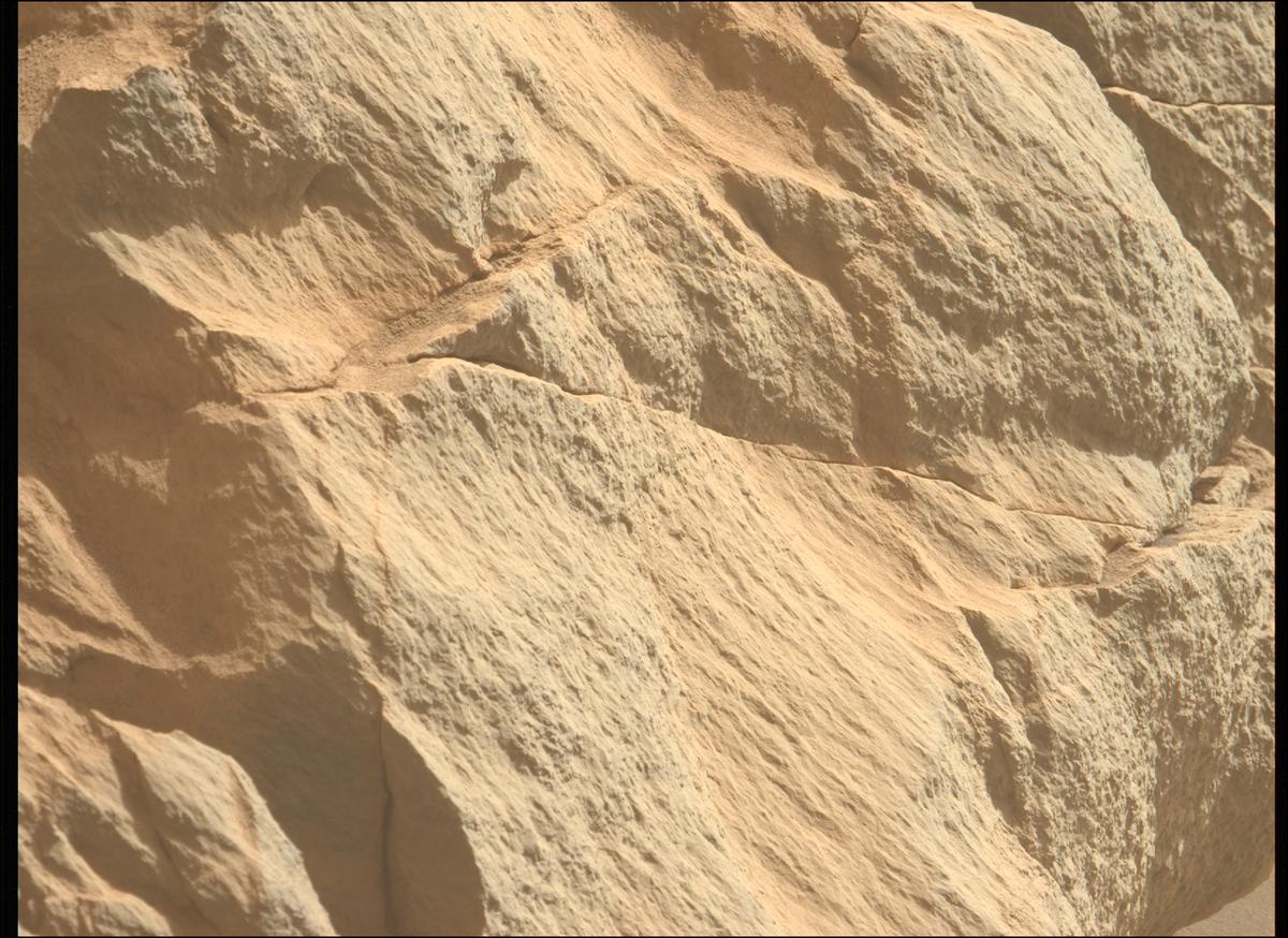 This image was taken by MCZ_LEFT onboard NASA's Mars rover Perseverance on Sol 1879