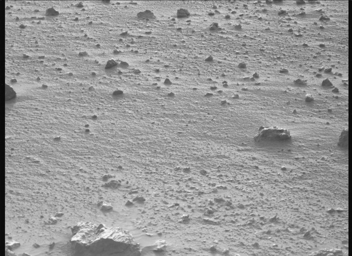 This image was taken by MCZ_RIGHT onboard NASA's Mars rover Perseverance on Sol 1881