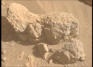 View image taken on Mars, Mars Perseverance Sol 1886: Right Mastcam-Z Camera