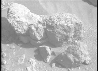 View image taken on Mars, Mars Perseverance Sol 1886: Right Mastcam-Z Camera