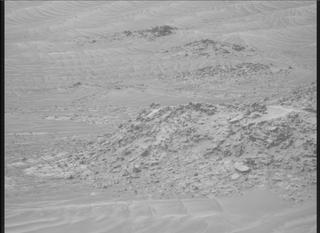 View image taken on Mars, Mars Perseverance Sol 1886: Right Mastcam-Z Camera